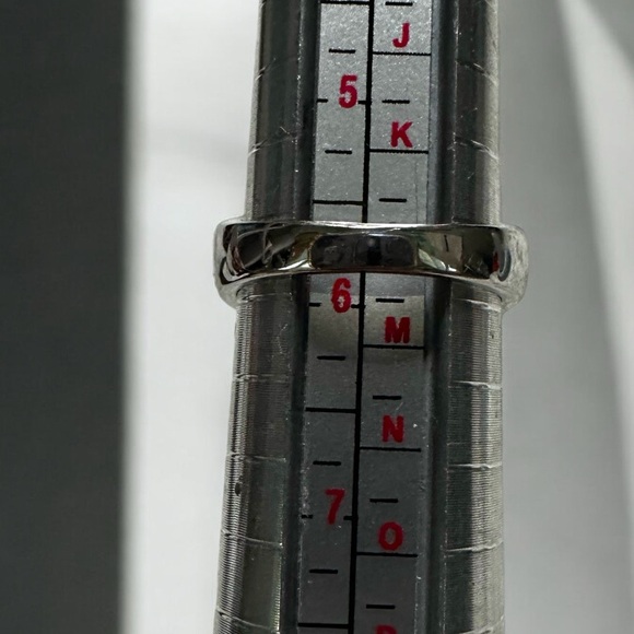 Peridot & CZ Diamonds Sterling Silver Ring Size 5.75 - Picture 9 of 14